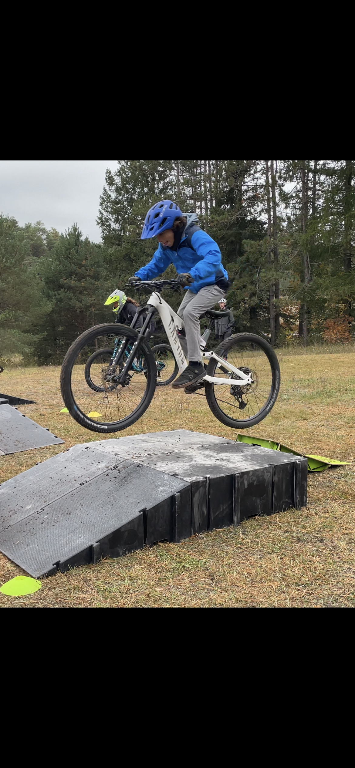 Mountain bike lessons kids fall session