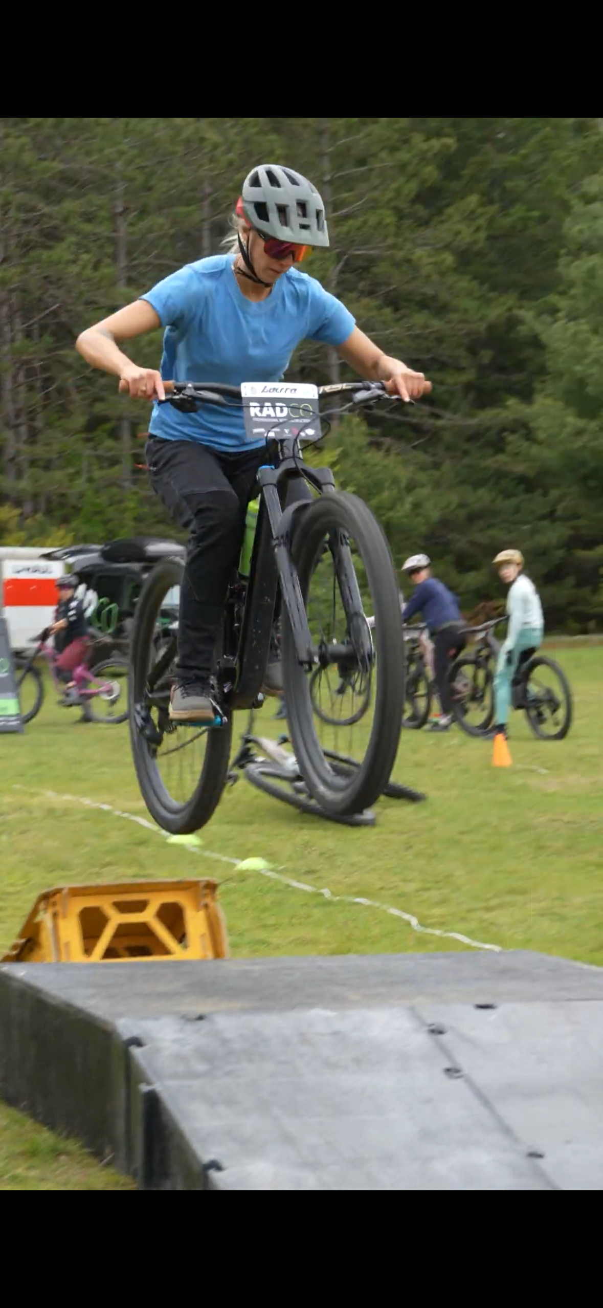 Women's Mountain biking