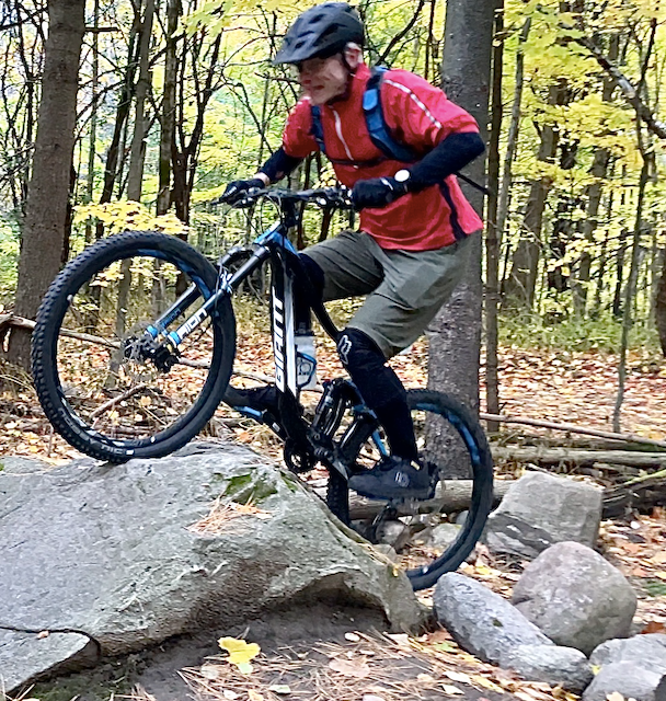 Mountain Bike Lessons Outdoor side